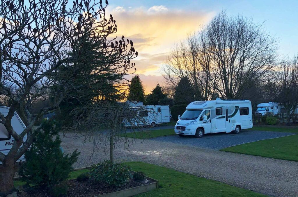 winter motorhome bath chew valley-5dbc3dcdb6bde