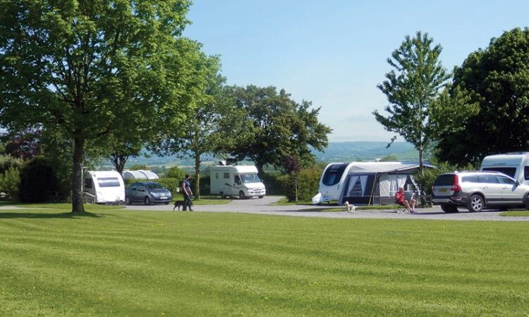 Landslide for Best of British Parks in the Top 100 Sites Guide! Old Oaks-607453e7a550d