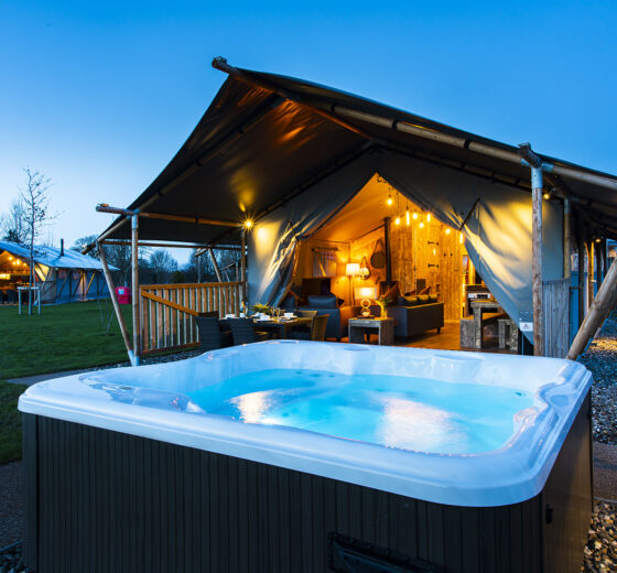 Plassey Glamping Safari Tent1-60d4428693b74