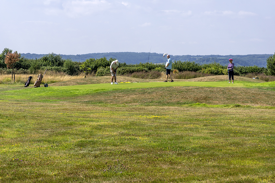 Oakmead Family Golf Course